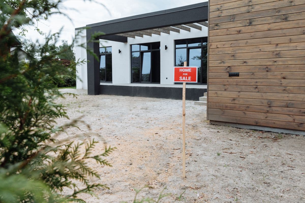 A house-for-sale sign